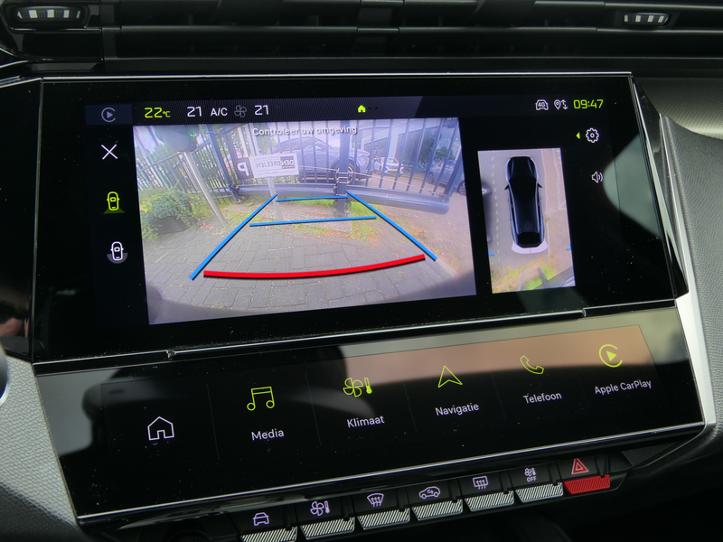 Peugeot 408 1.6 HYbrid 225 EAT8 GT — photo 27
