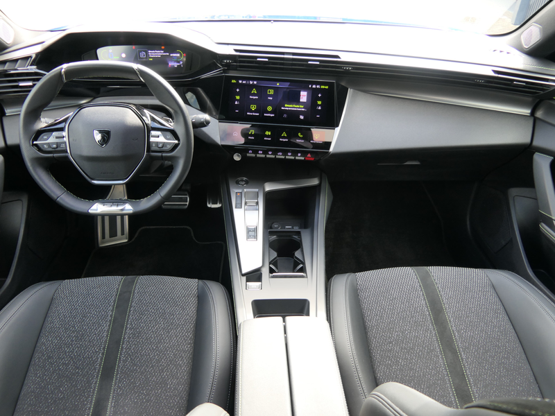 Peugeot 408 1.6 HYbrid 225 EAT8 GT — photo 21