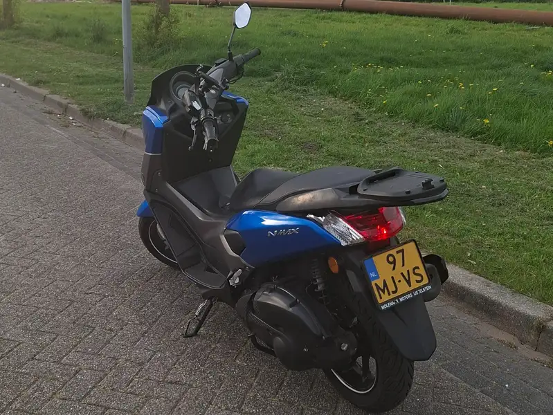 Yamaha NMAX 125 - foto 4
