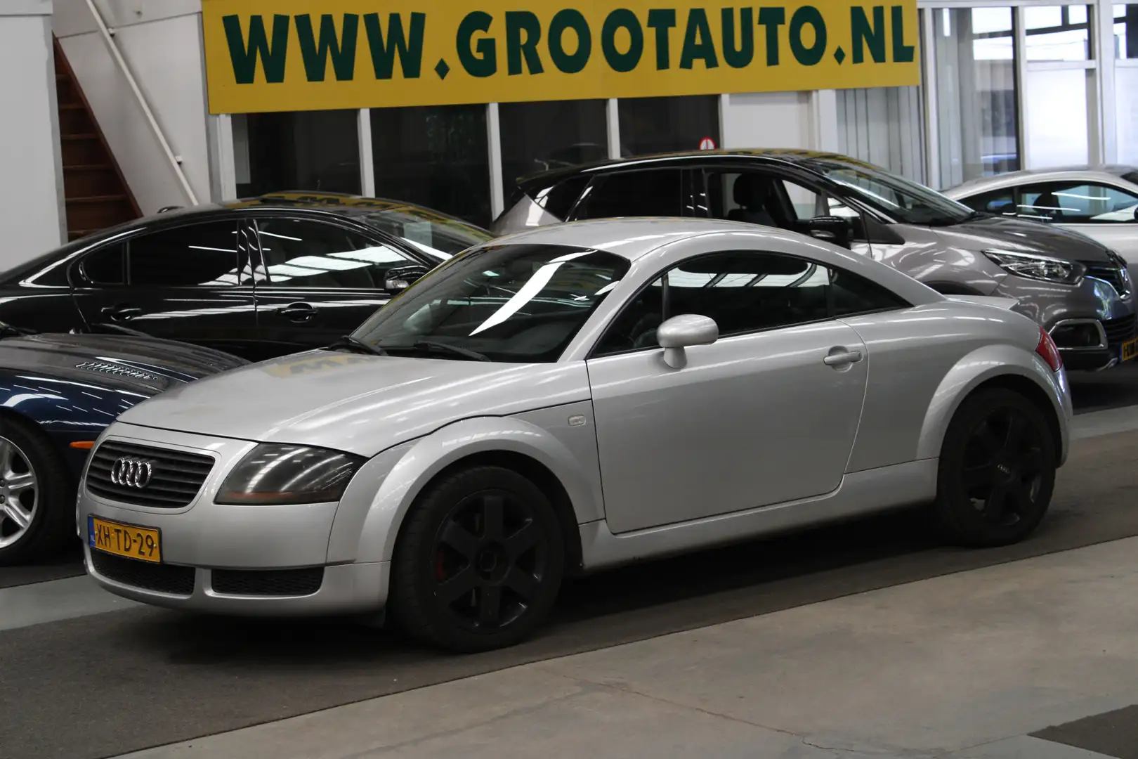 Audi TT 1.8 5V Turbo Airco, Lederen sportstoelen, Stoelver Grijs - 1