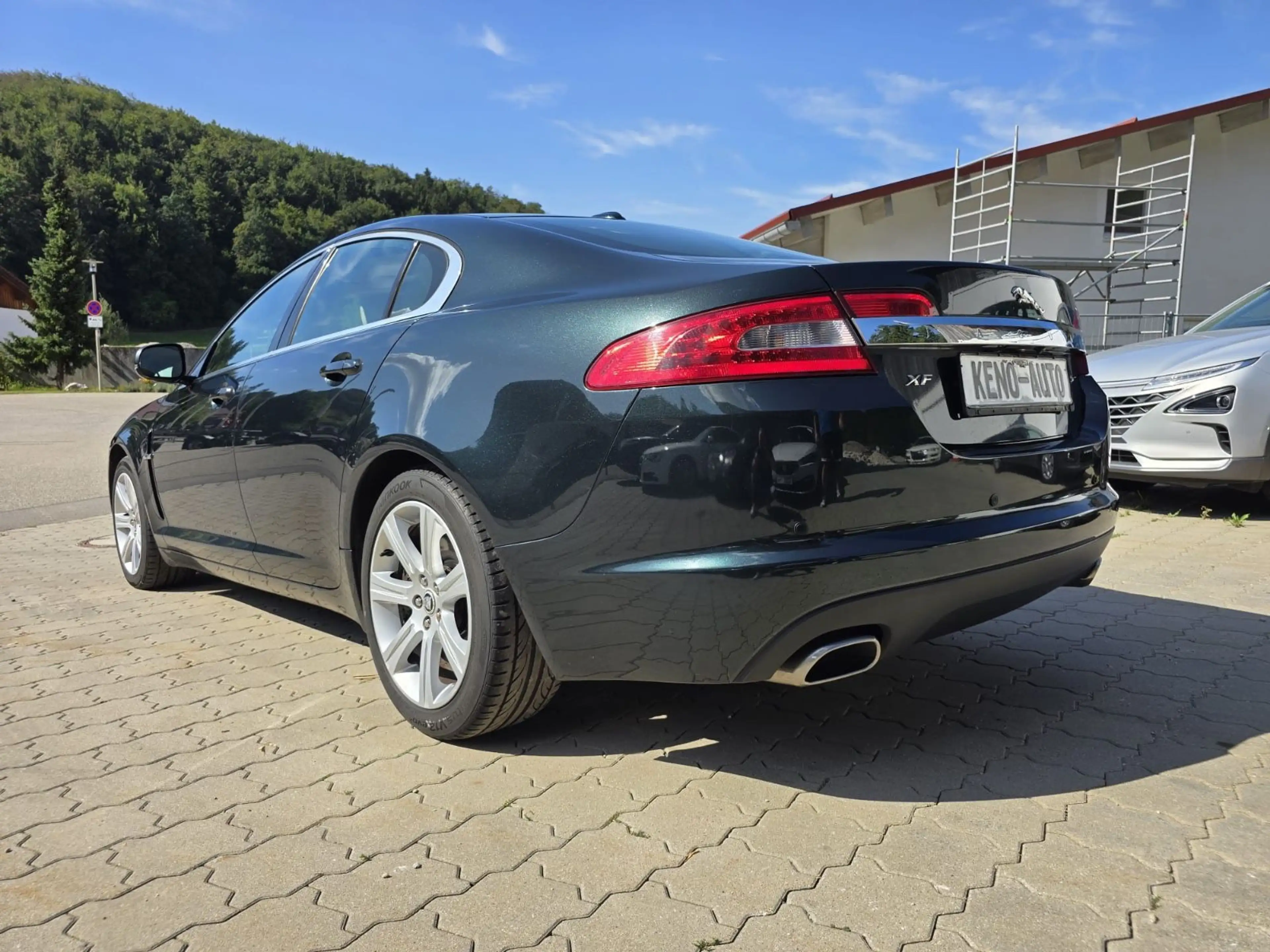 Jaguar XF 3.0 V6 Diesel S Luxury — photo 9