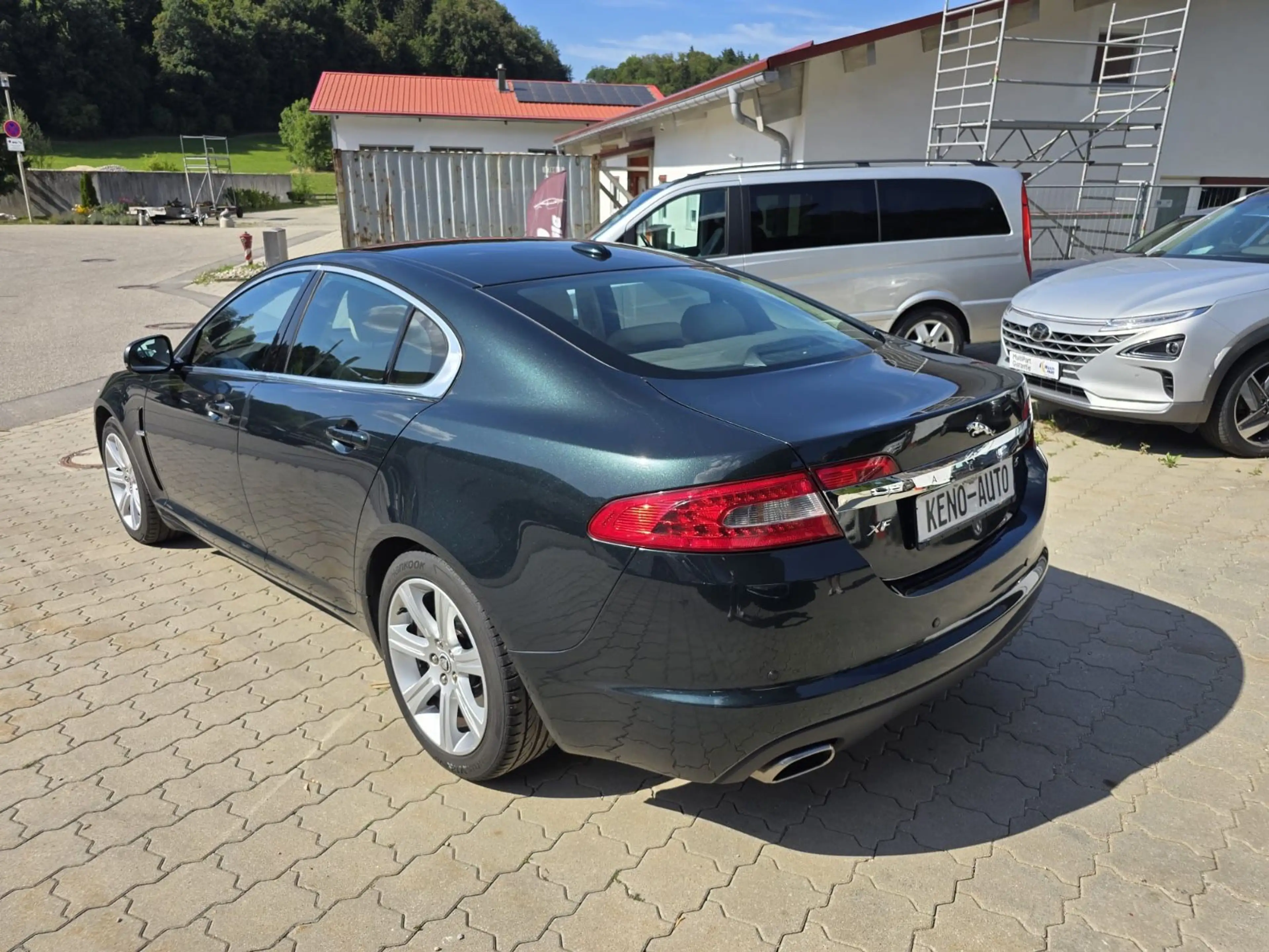 Jaguar XF 3.0 V6 Diesel S Luxury — photo 8