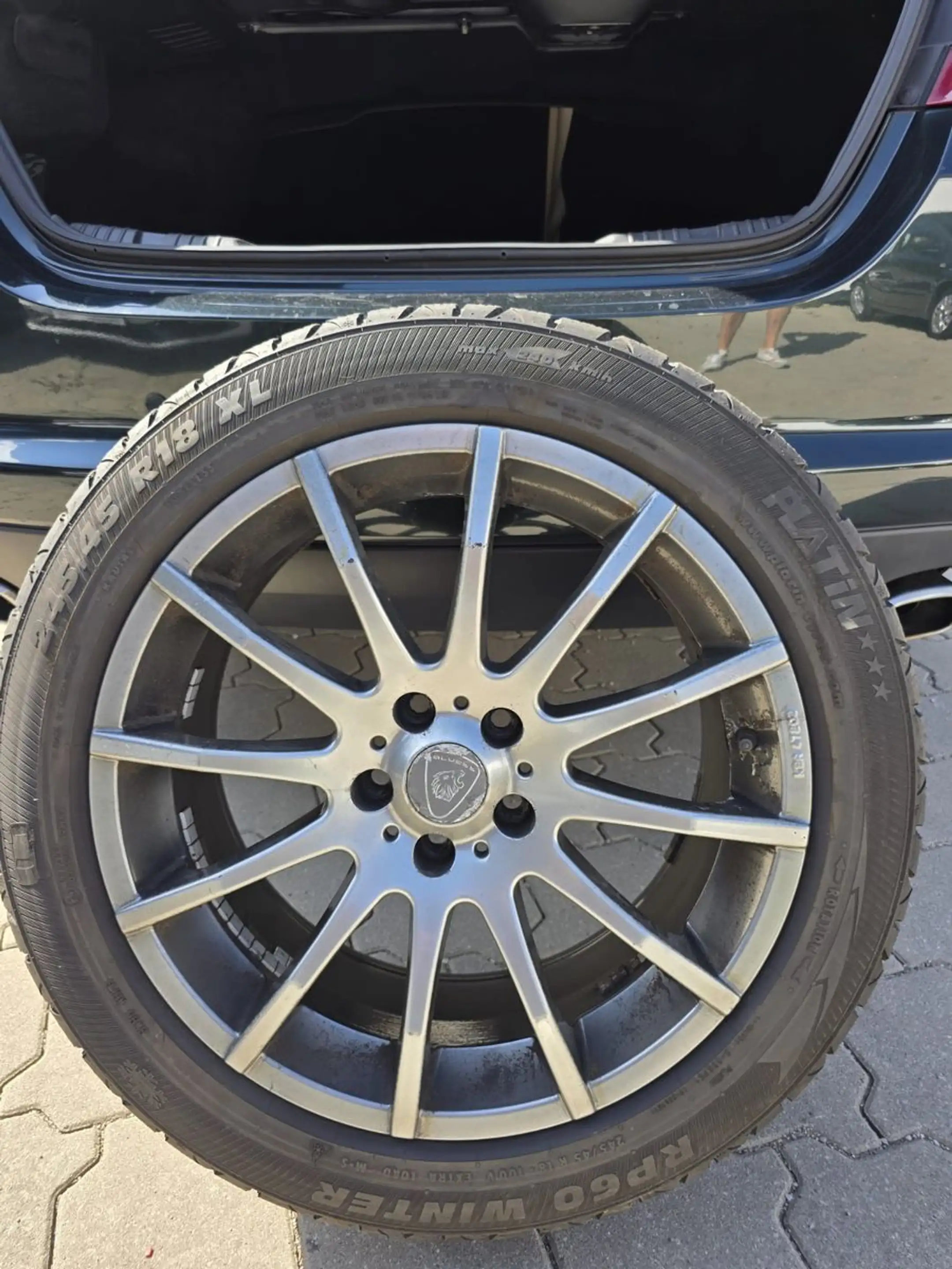 Jaguar XF 3.0 V6 Diesel S Luxury — photo 38