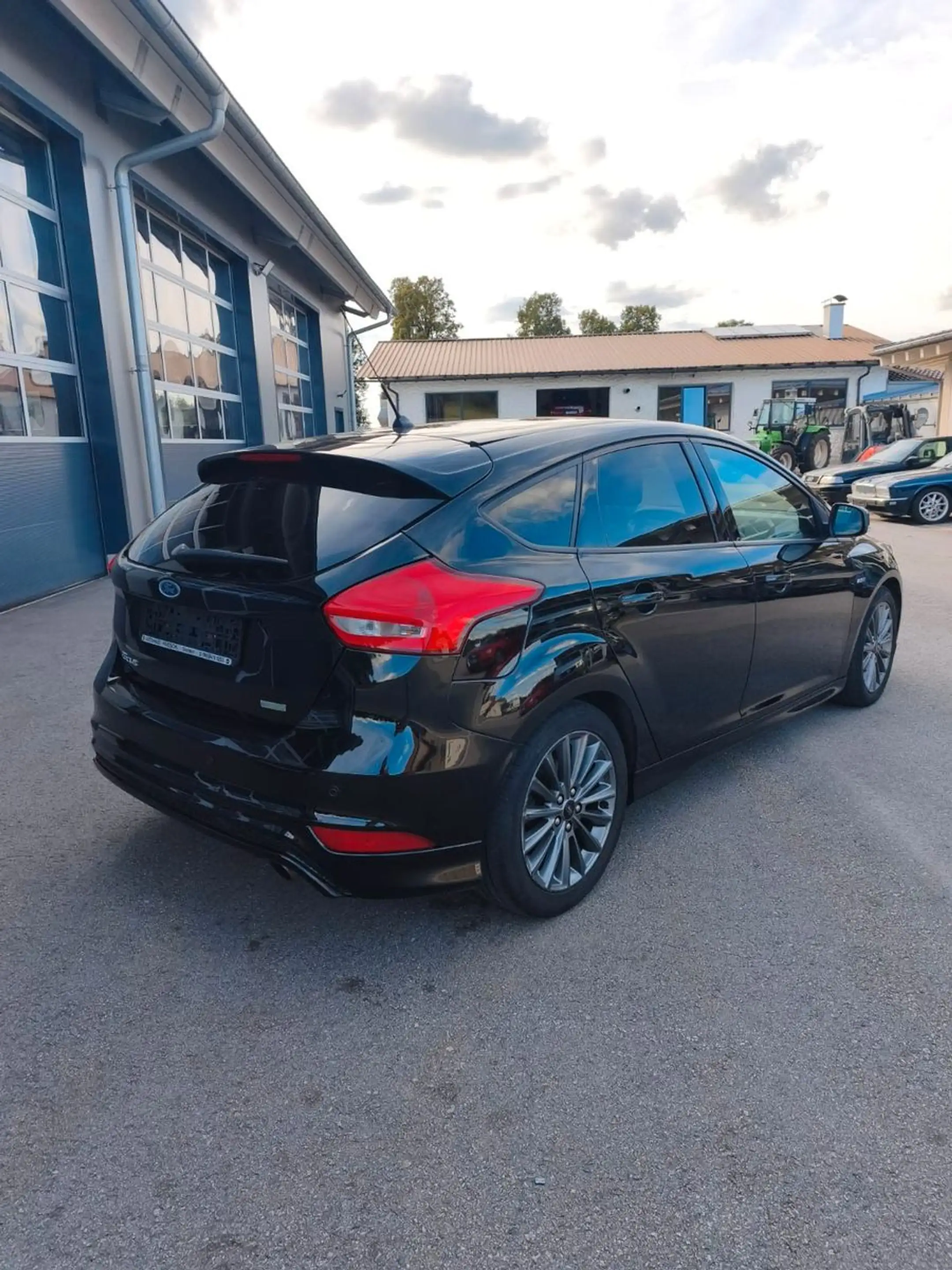 Ford Focus Lim. ST-Line,AHK,Navi, — photo 11