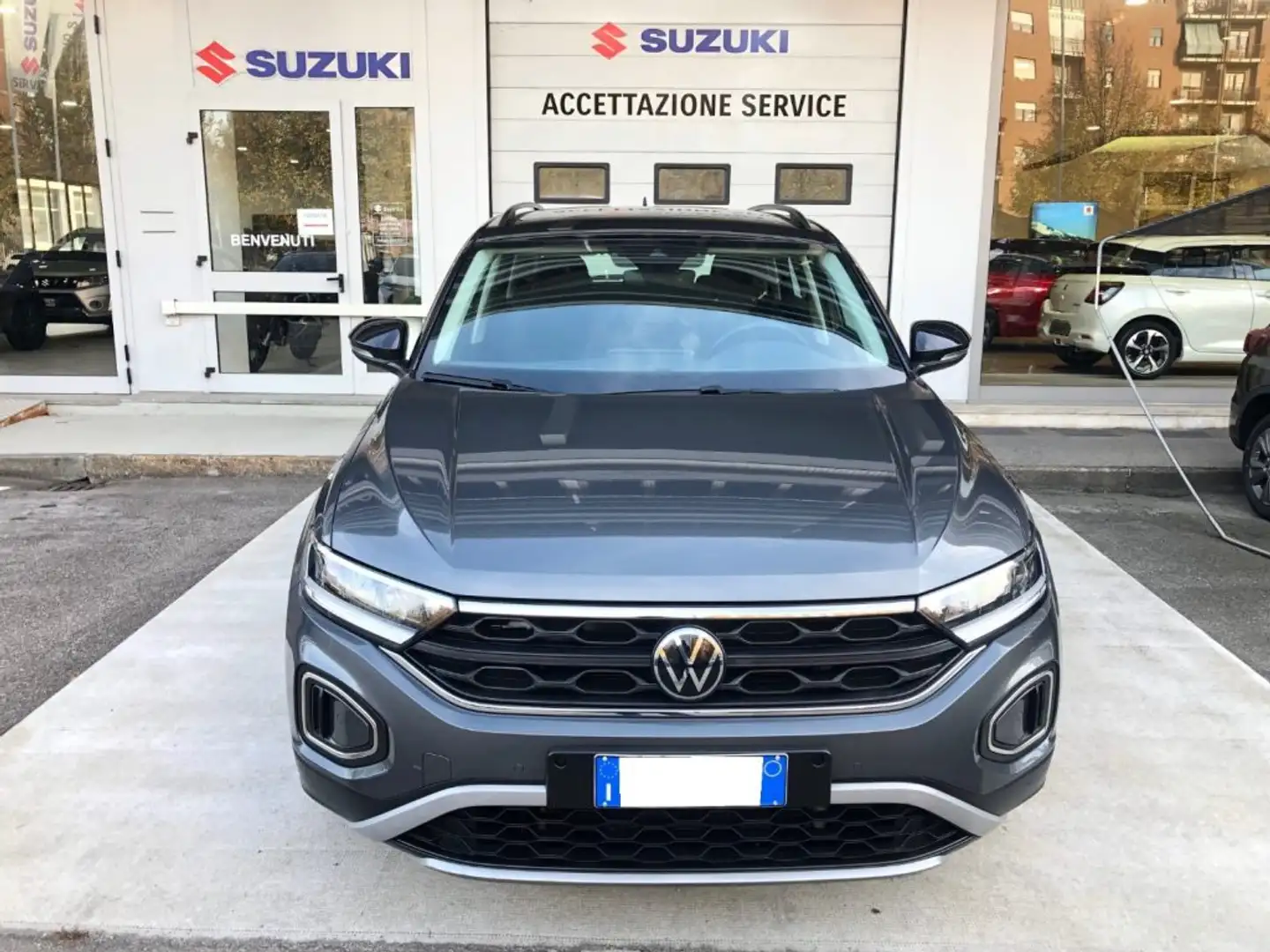 Volkswagen T-Roc 1.5 TSI ACT DSG Style Grigio - 2