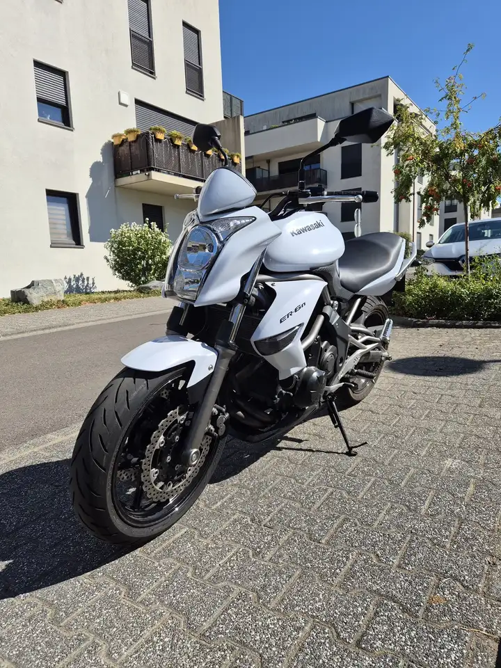 Kawasaki ER - 6 N