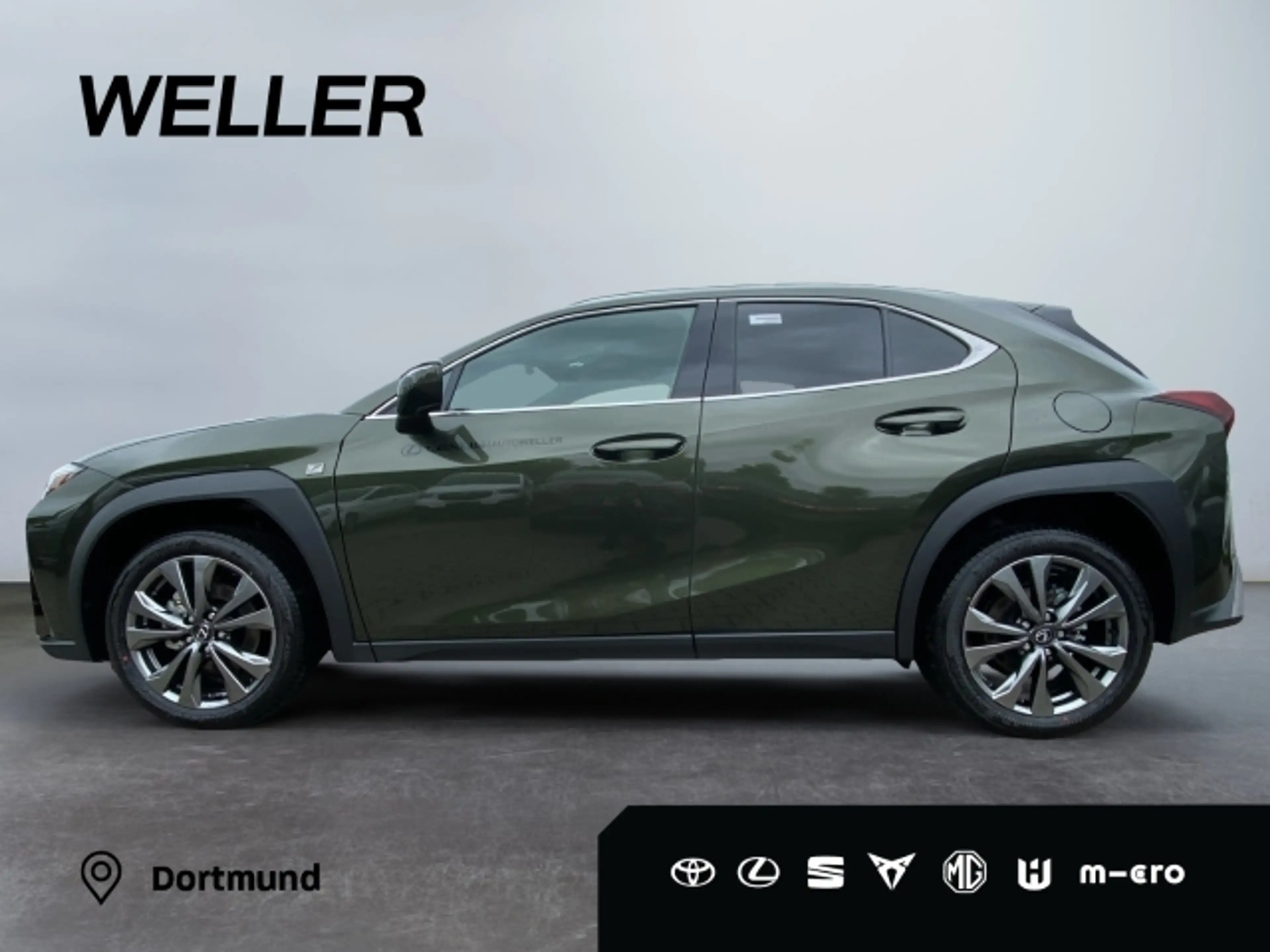 Lexus UX 300h F-Sport Design — photo 2