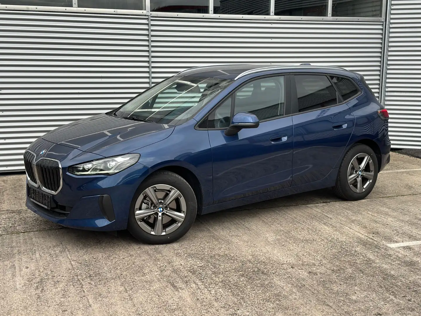 BMW 216 216iActiveTourer*ACC**Matrix-LED*KomfZug*Apple* Bleu - 2