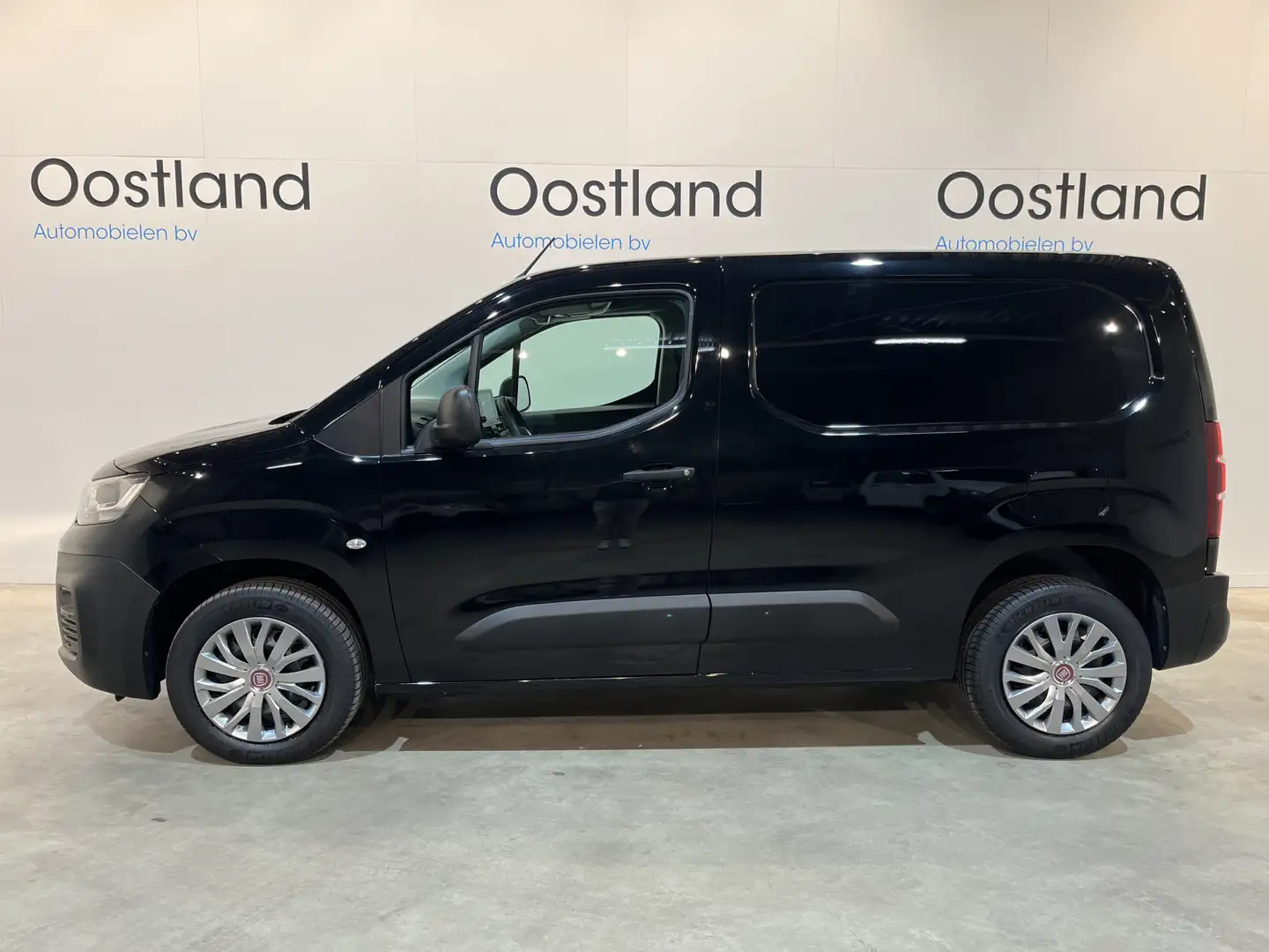 Fiat Doblo 1.5D 130pk L1 Automaat / Euro 6 / Airco / Cruise C Noir - 2