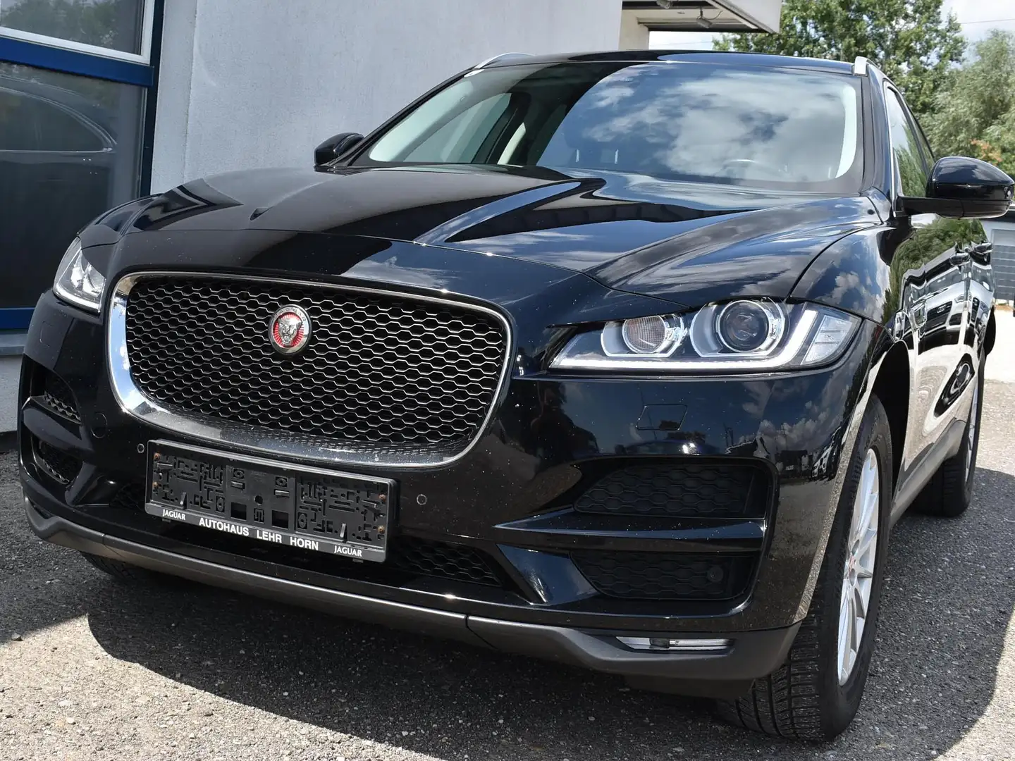 Jaguar F-Pace Prestige AWD Schwarz - 2