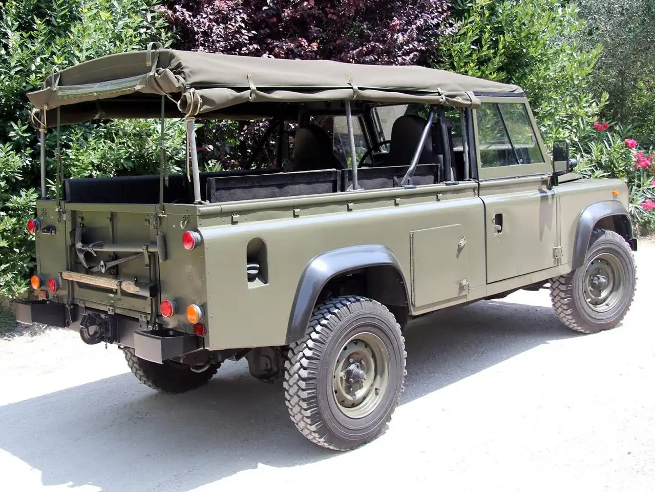 Land Rover Defender 110 3.5 V8 Benzina, foto 3