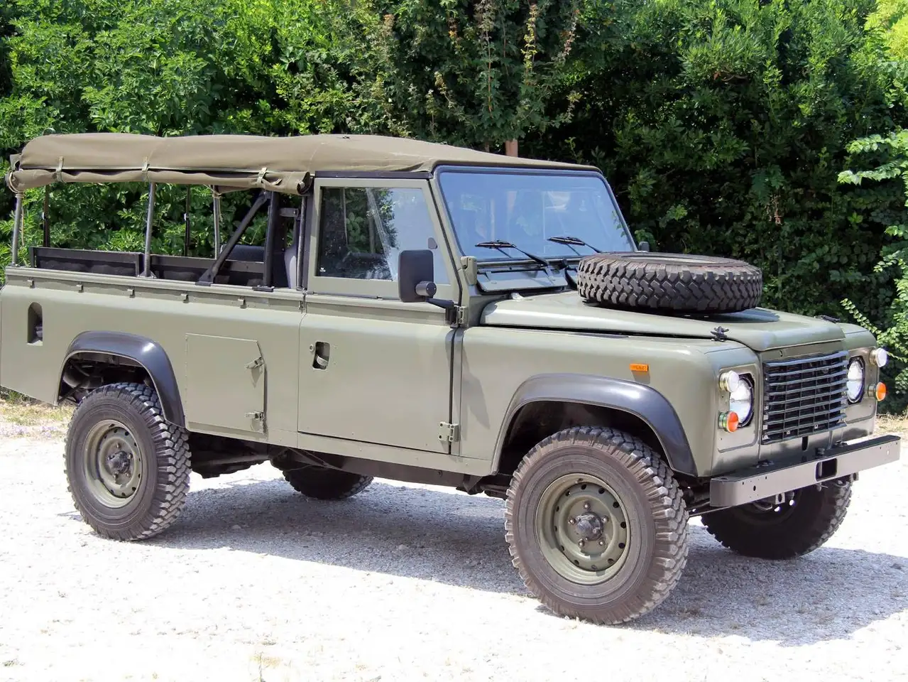 Land Rover Defender 110 3.5 V8 Benzina, foto 5