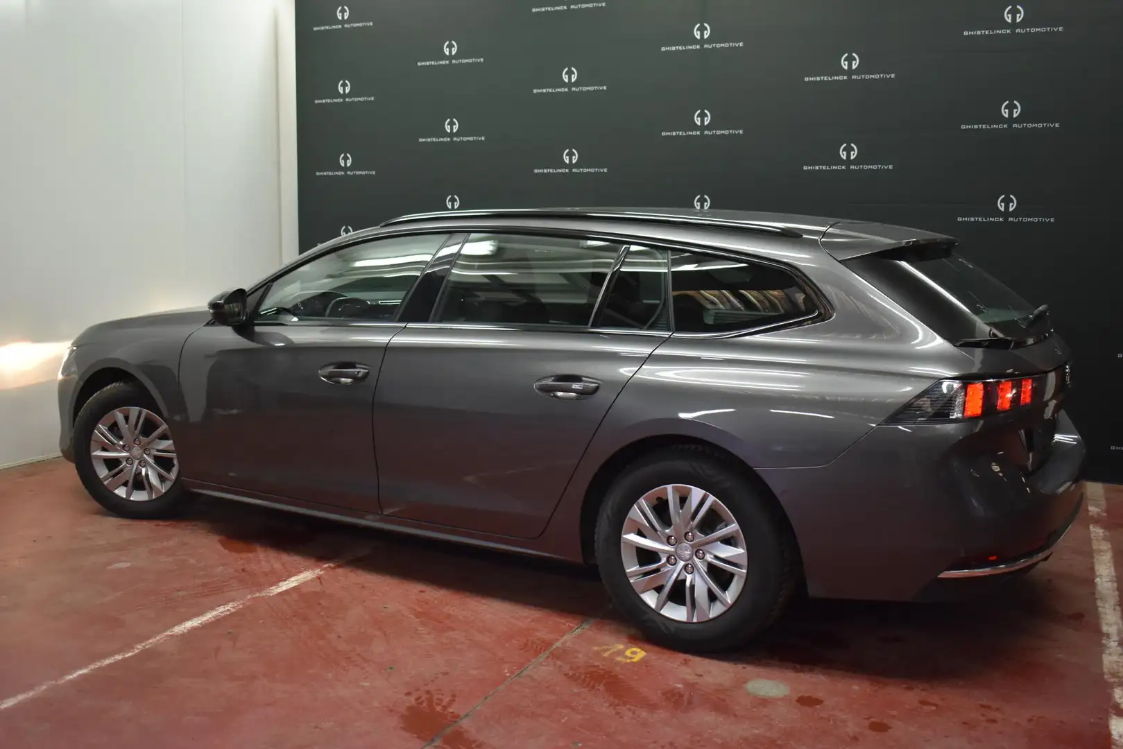 Peugeot 508 SW Šedá - 2