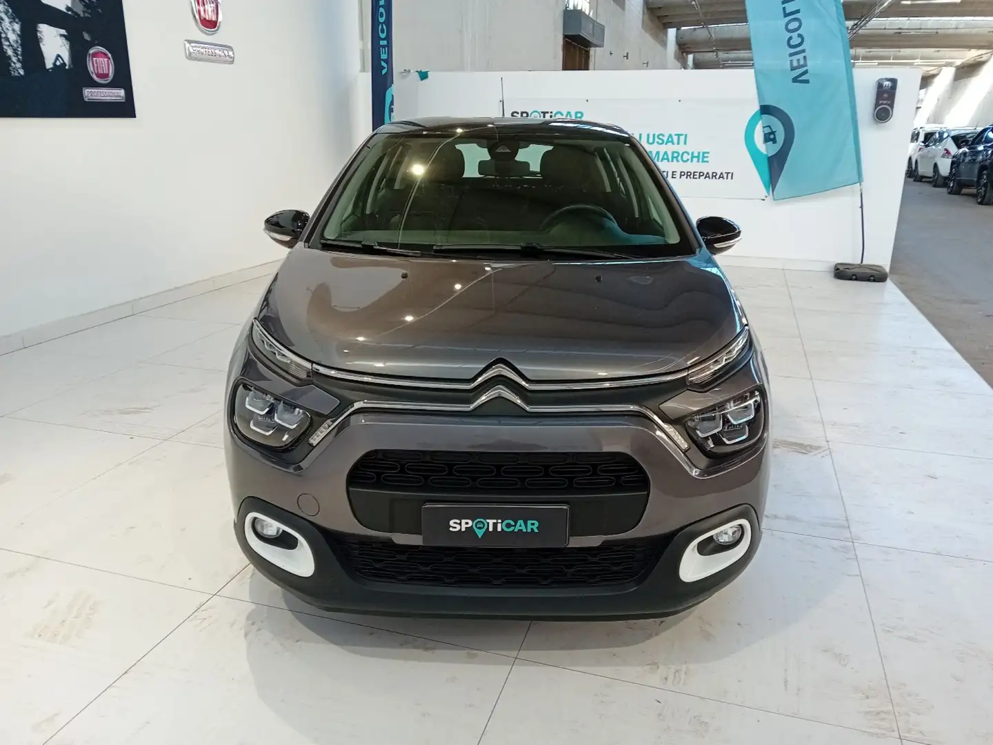 Citroen C3 PureTech 83 Shine Grigio - 2