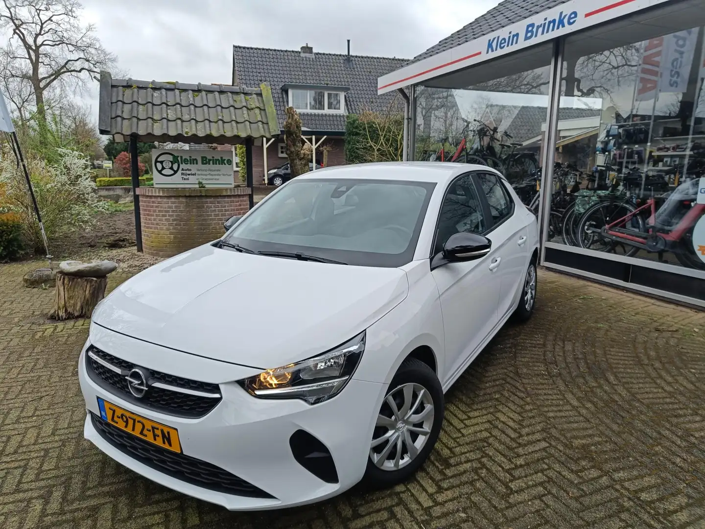 Opel Corsa 1.2 Edition //Apple Carplay, Android Auto//Parkeer Wit - 1