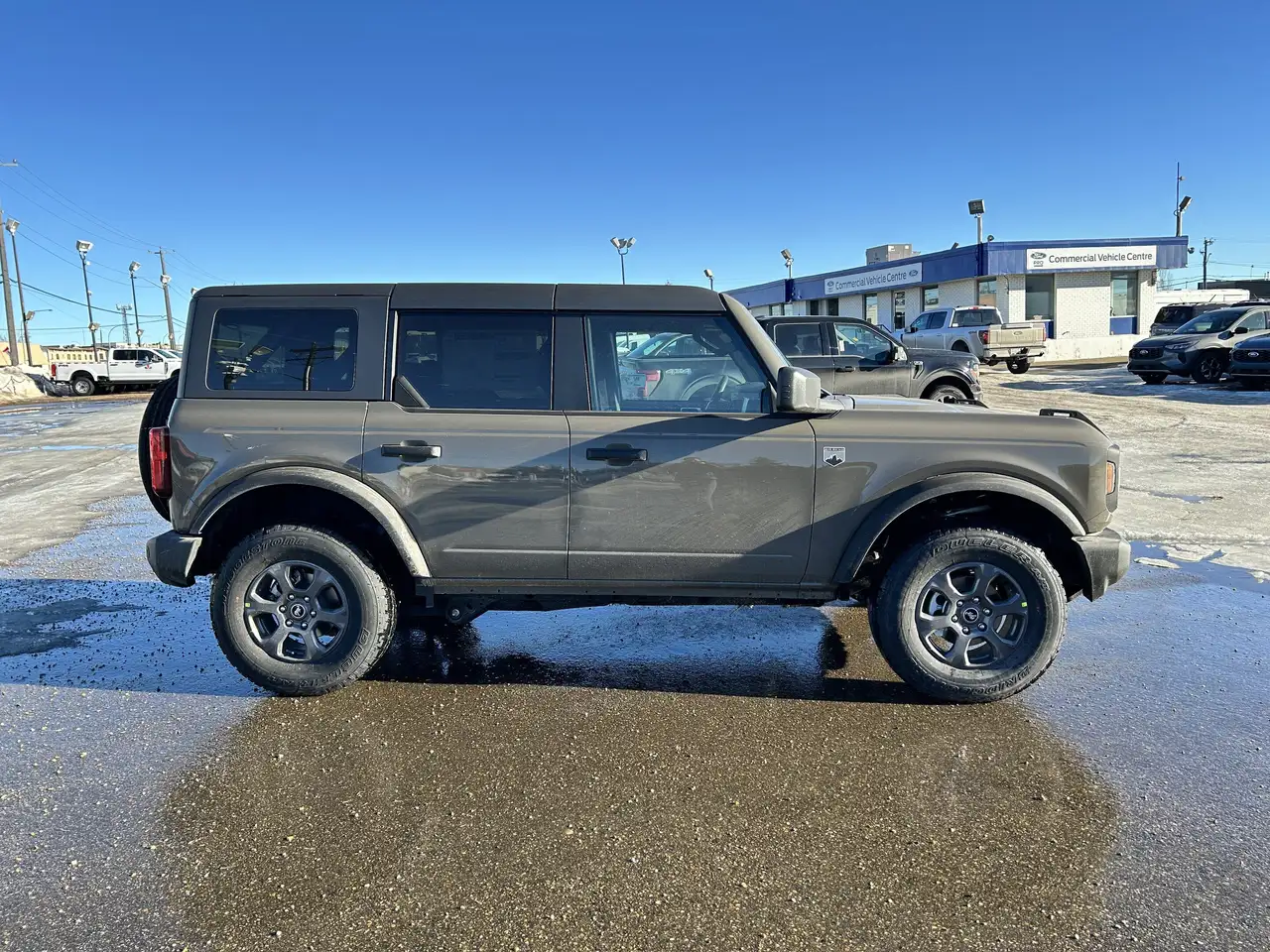 Ford Bronco снимка Ford Bronco