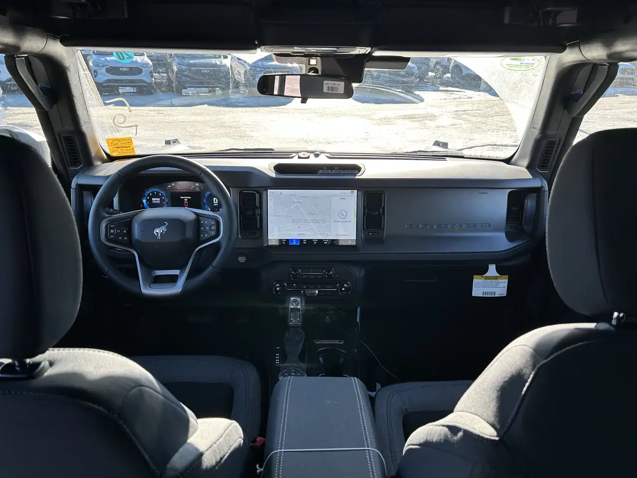 Ford Bronco снимка Ford Bronco