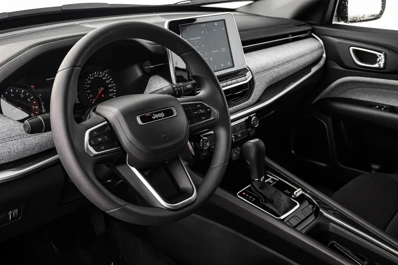 Jeep Compass снимка Jeep Compass