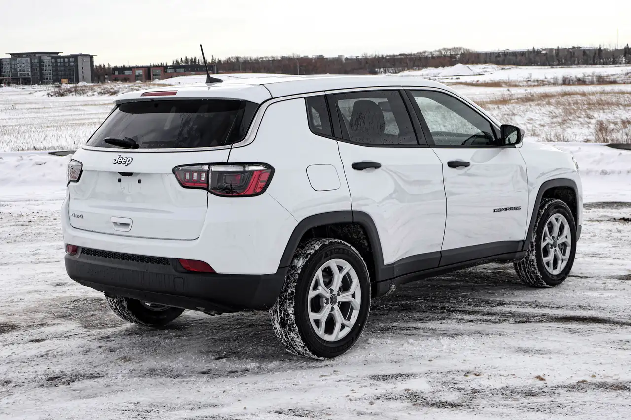 Jeep Compass снимка Jeep Compass