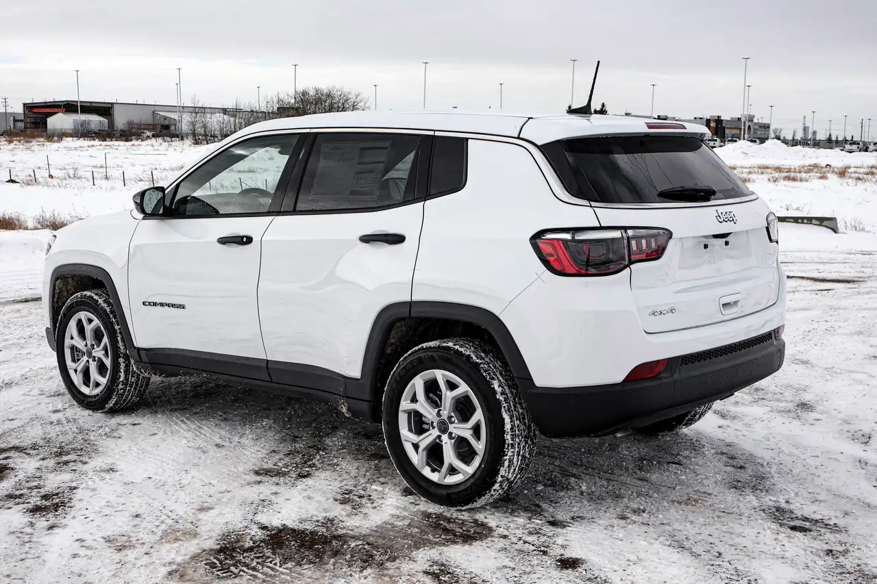Jeep Compass снимка Jeep Compass