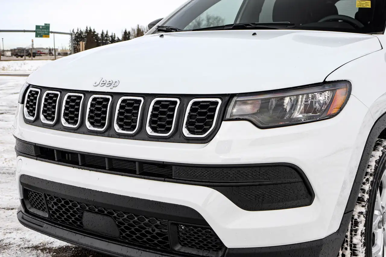 Jeep Compass снимка Jeep Compass