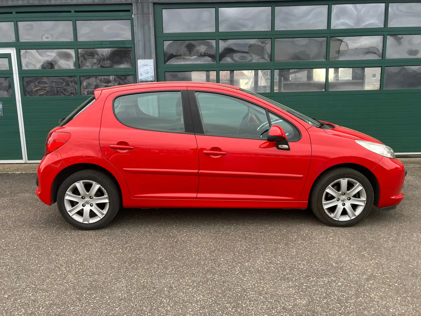 Peugeot 207 1.6 Sport Automatik Sportsitze Klima 8-fach Rot - 2