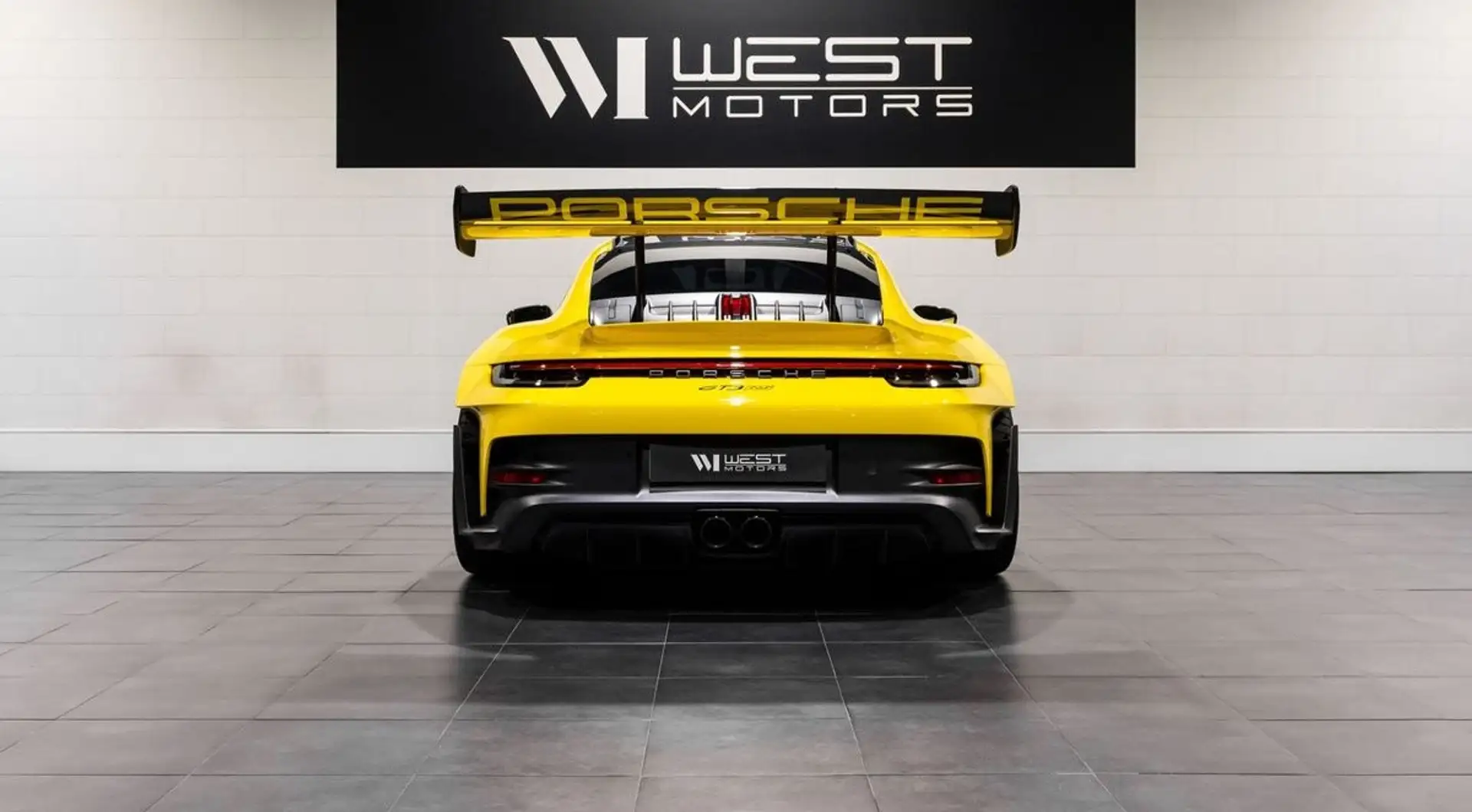 포르쉐 911 GT3 RS 2023 옐로 사진 5