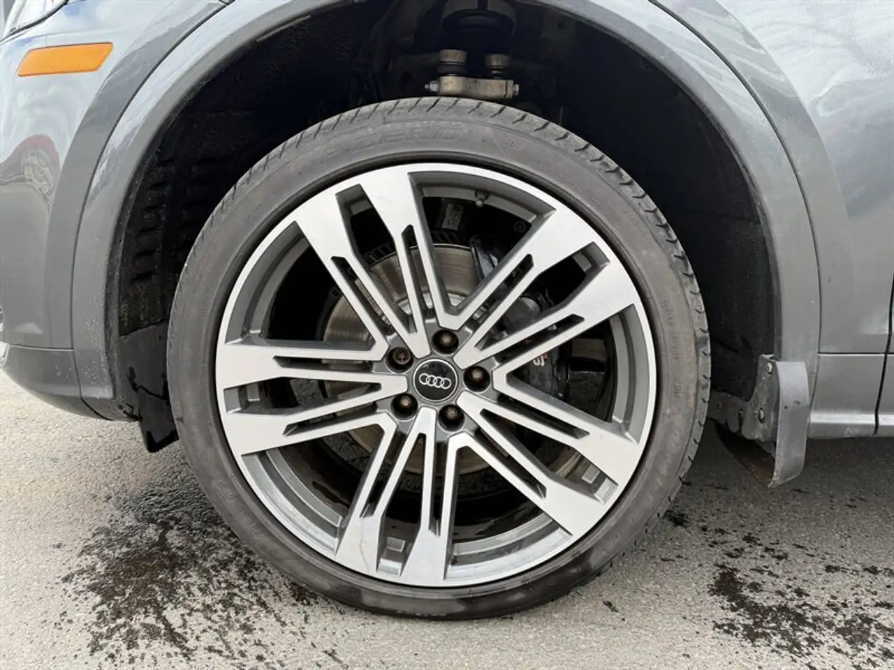 Audi SQ5 снимка Audi SQ5