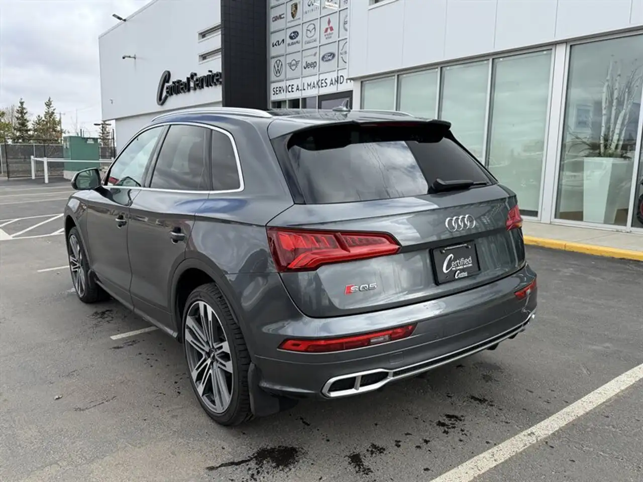 Audi SQ5 снимка Audi SQ5