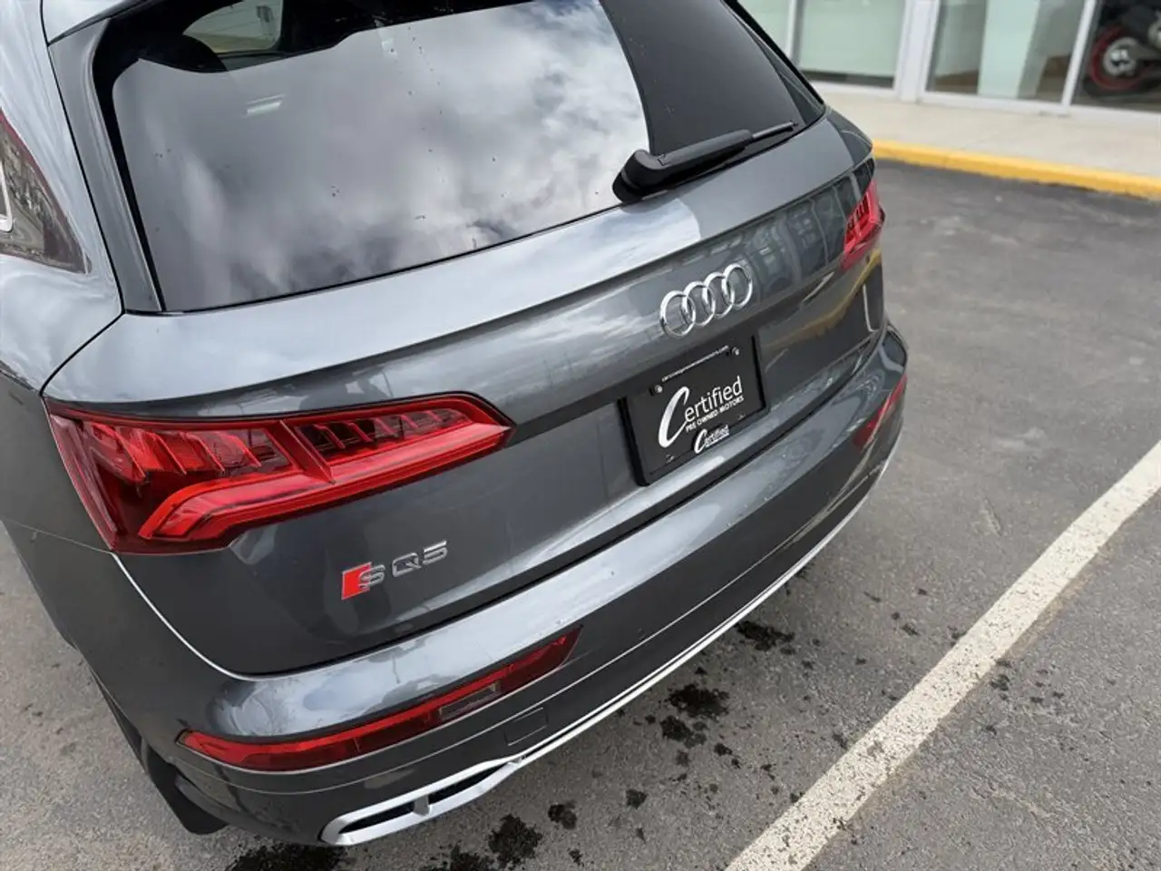 Audi SQ5 снимка Audi SQ5