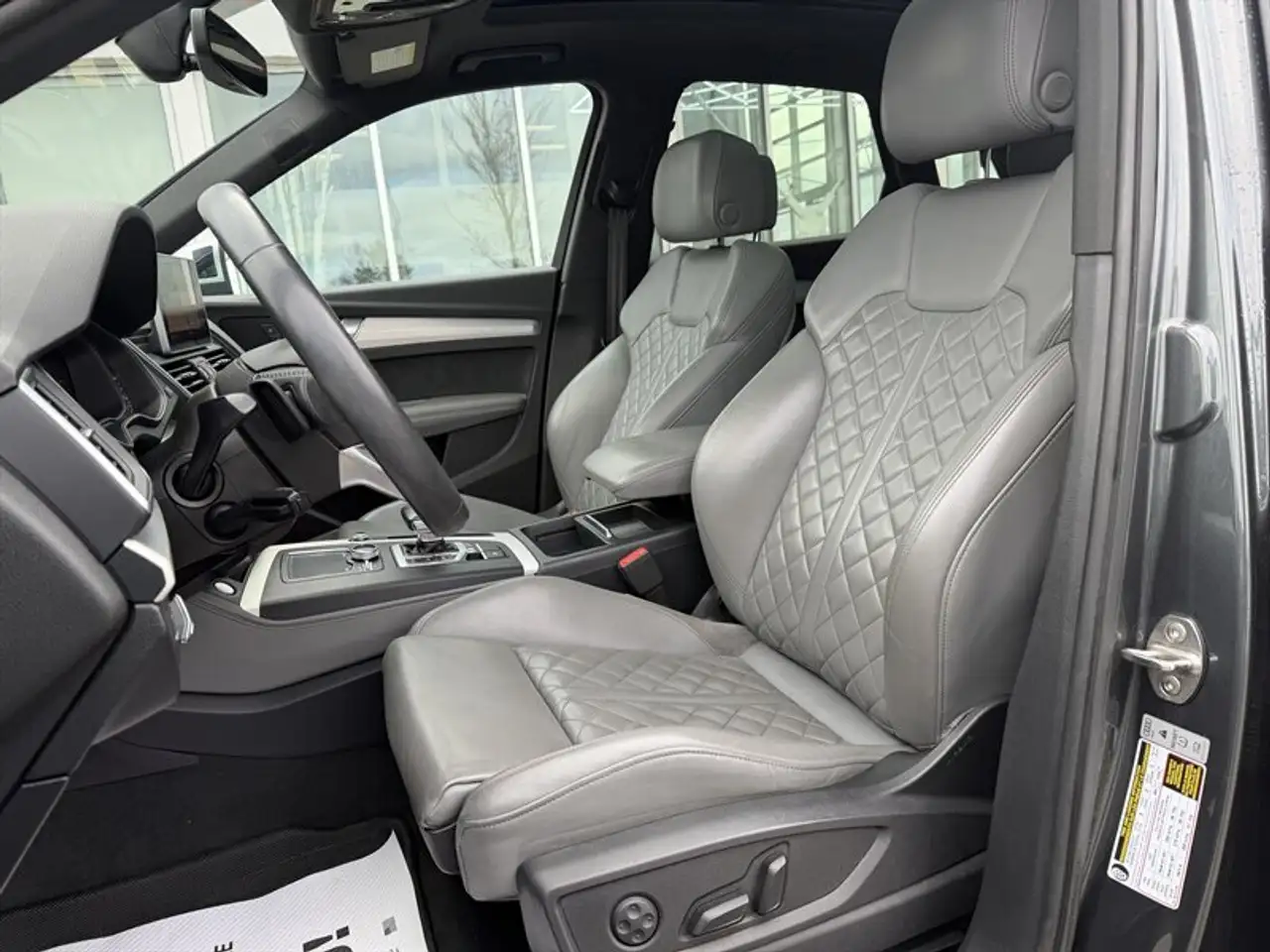 Audi SQ5 снимка Audi SQ5