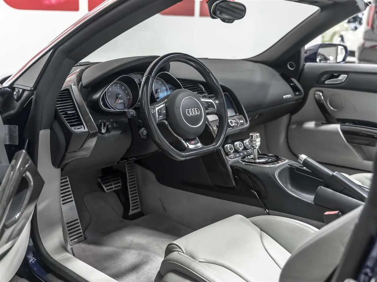 Audi R8 снимка Audi R8