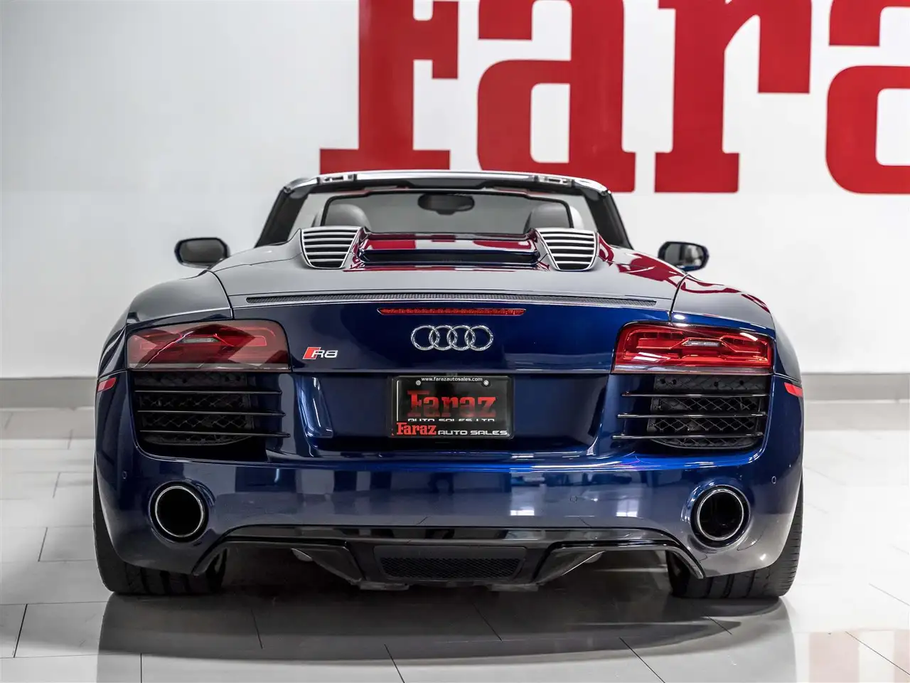 Audi R8 снимка Audi R8