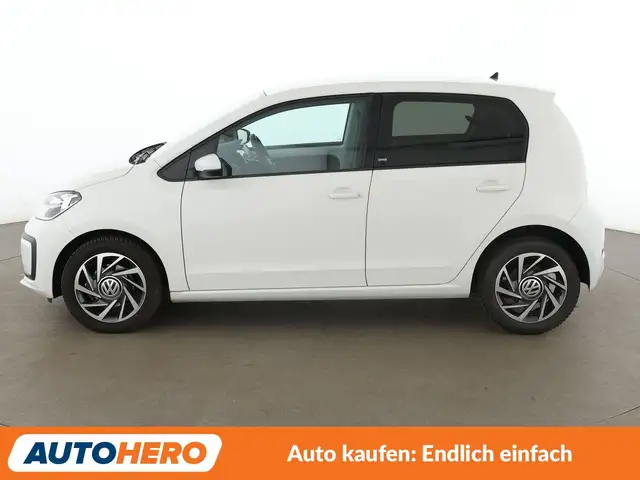 Volkswagen up! view 3