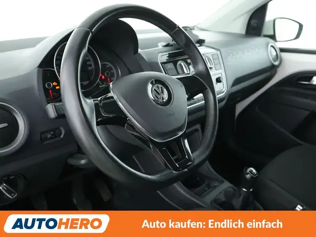 Volkswagen up! view 11
