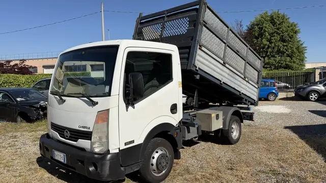 Nissan Cabstar