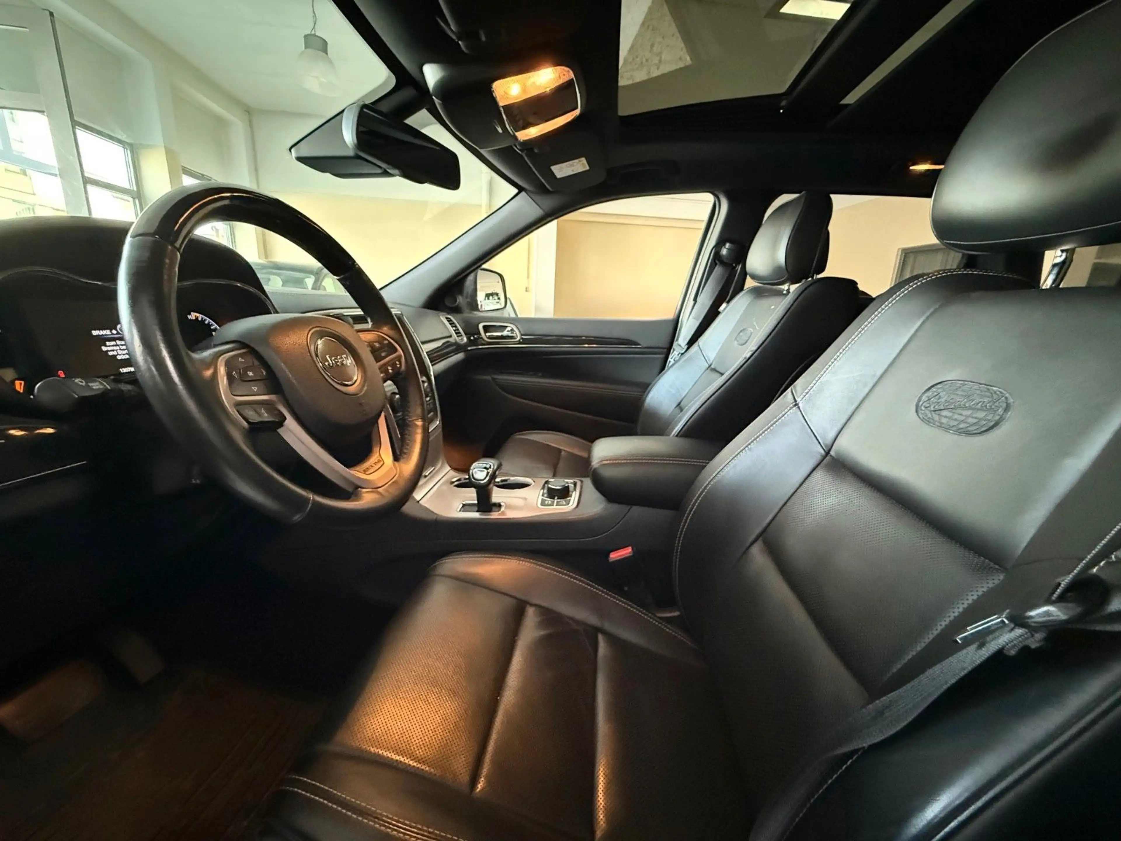 Jeep Grand Cherokee 3.0 CRD Overland° — photo 9