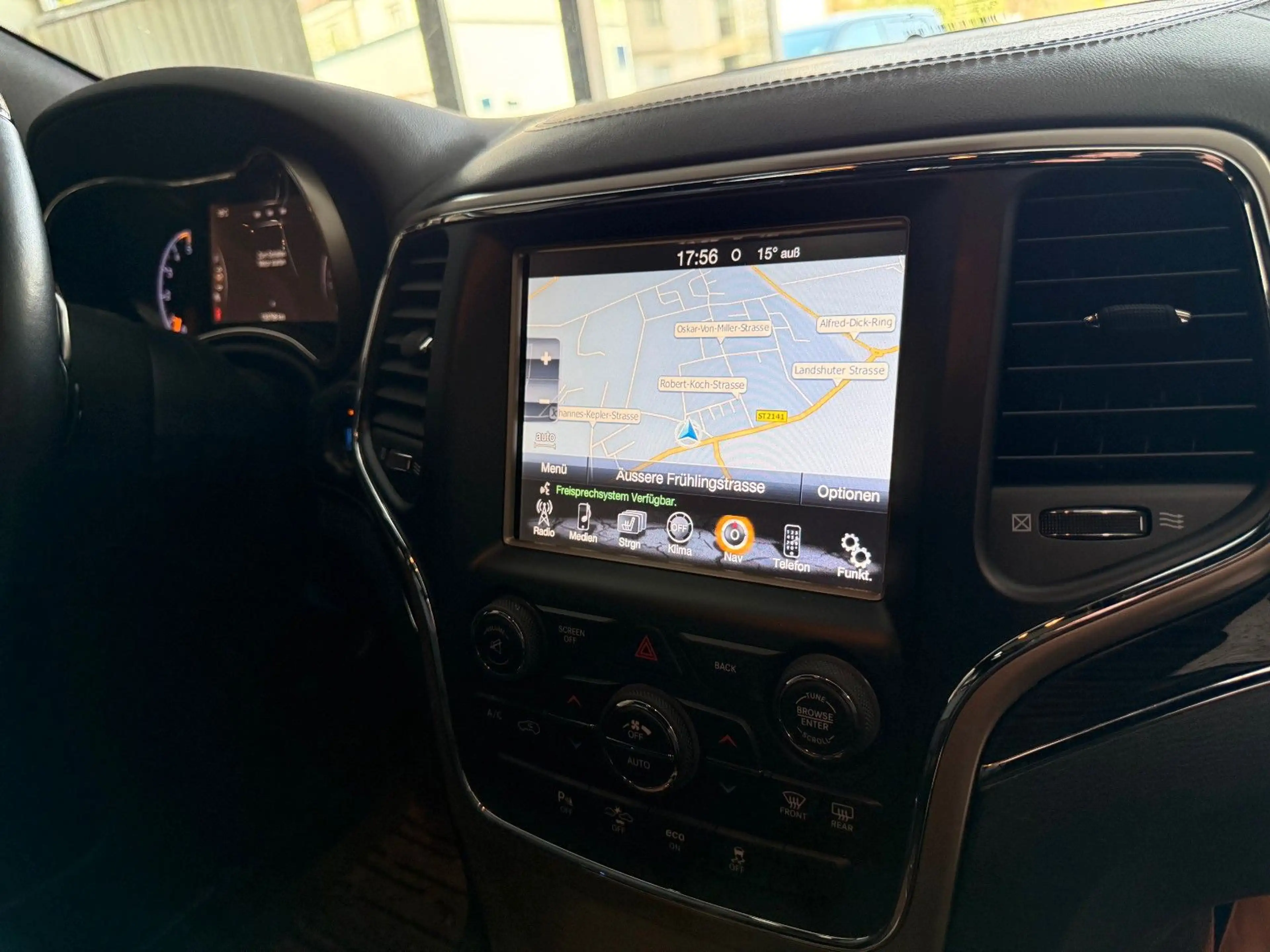 Jeep Grand Cherokee 3.0 CRD Overland° — photo 13