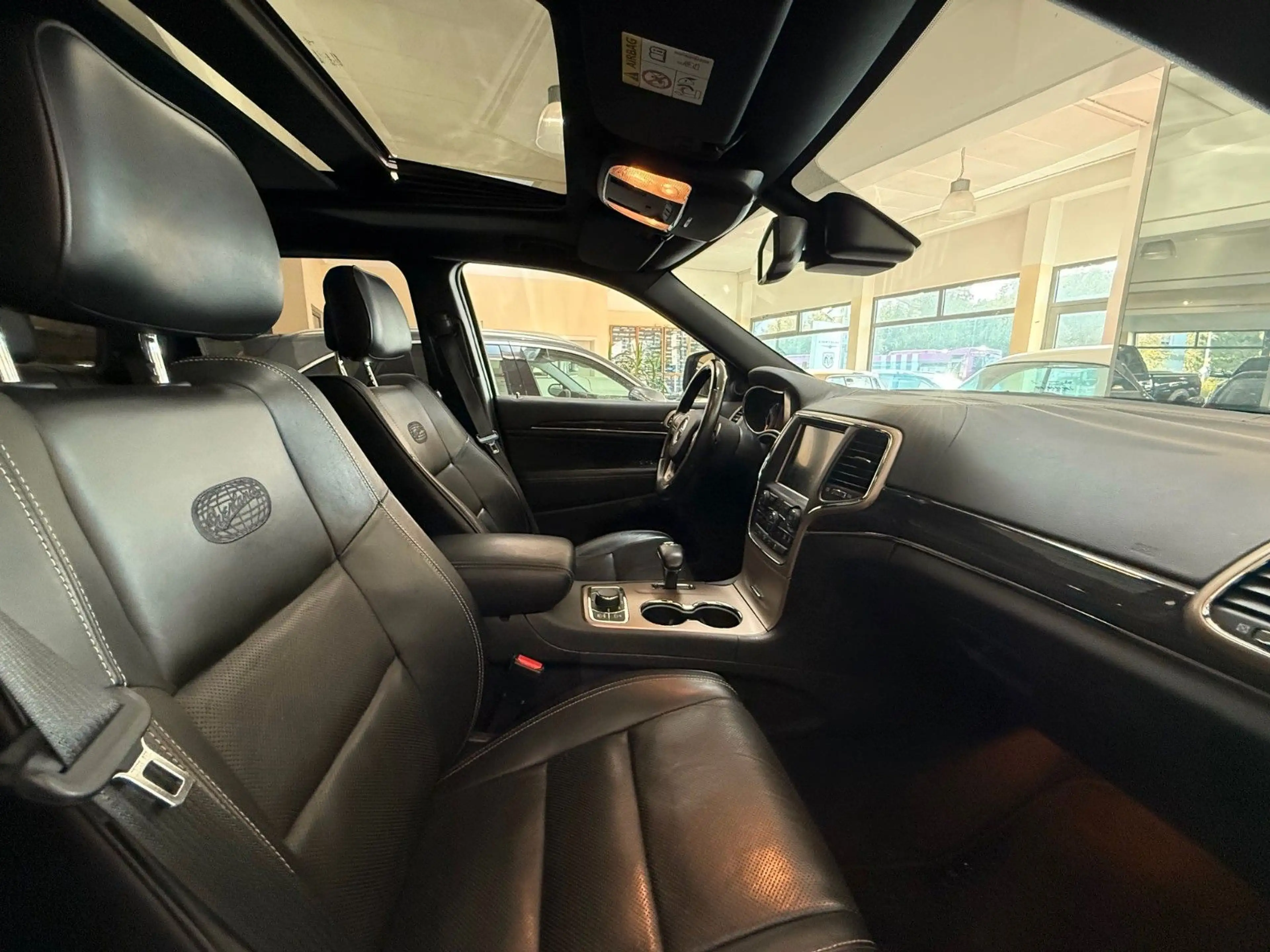 Jeep Grand Cherokee 3.0 CRD Overland° — photo 10