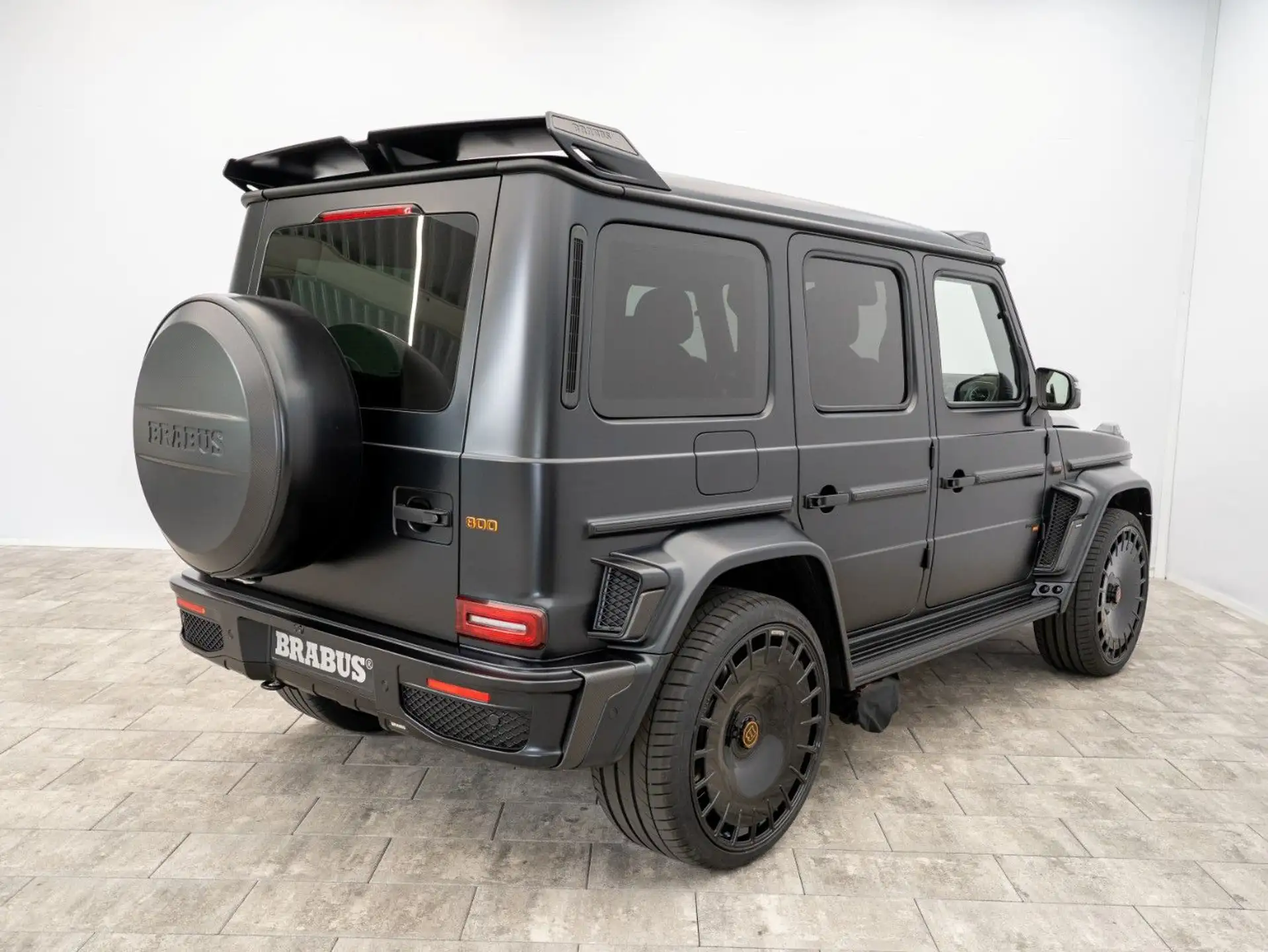 벤츠 Mercedes-Benz G-Class G 63 AMG 2026 건메탈 사진 2