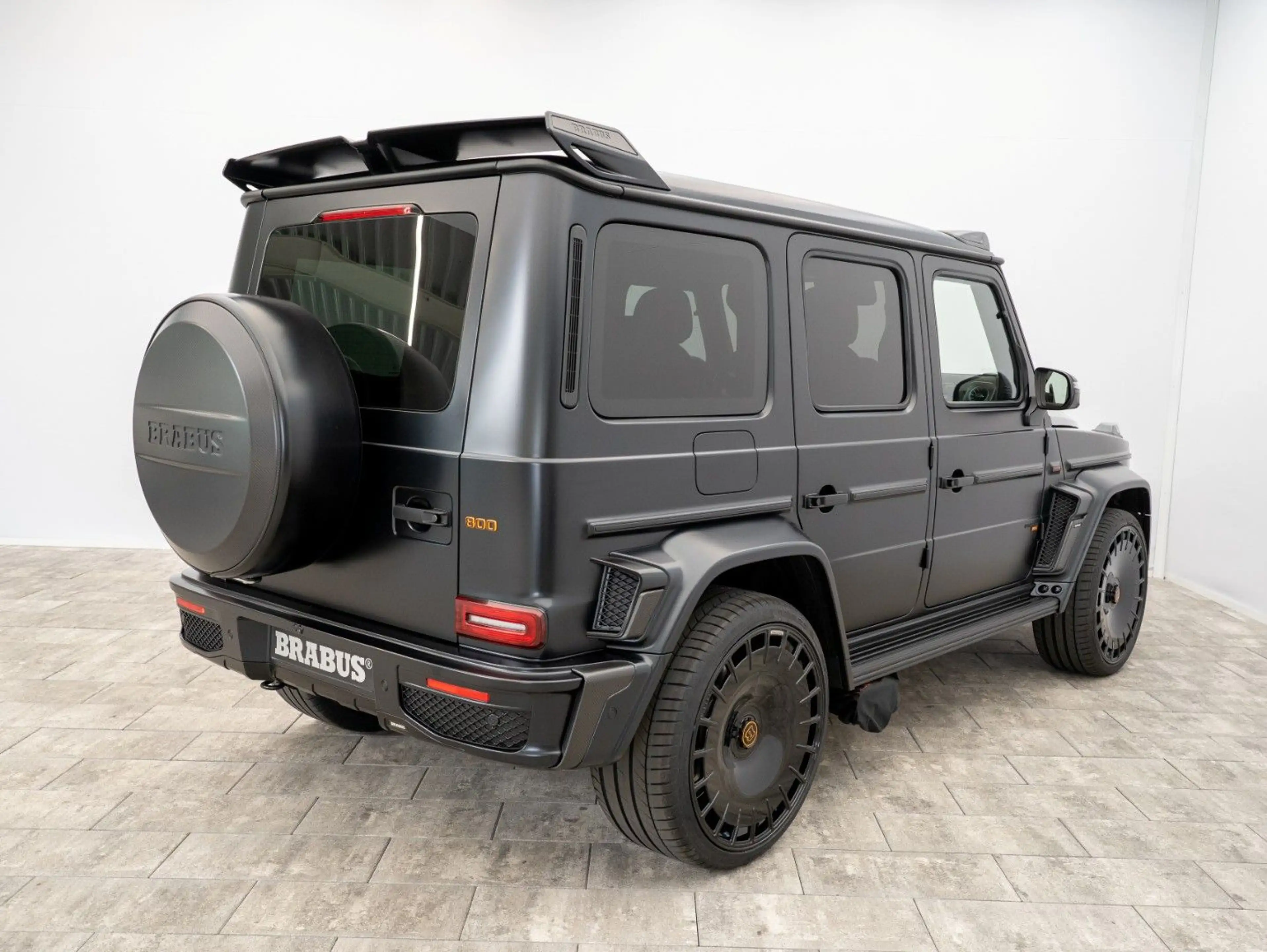 Mercedes-Benz G 63 AMG G63 BRABUS 800 °Carbon matt°2026°Starlight° — photo 4