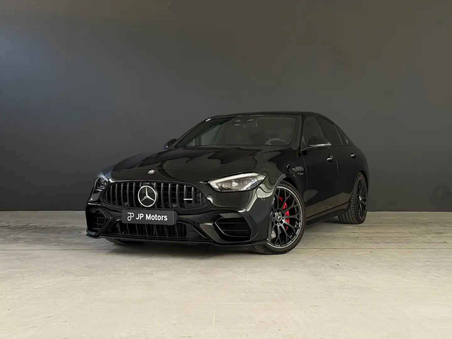 Mercedes-Benz C 63 AMG 4Matic+ S E Performance Schwarz - 1