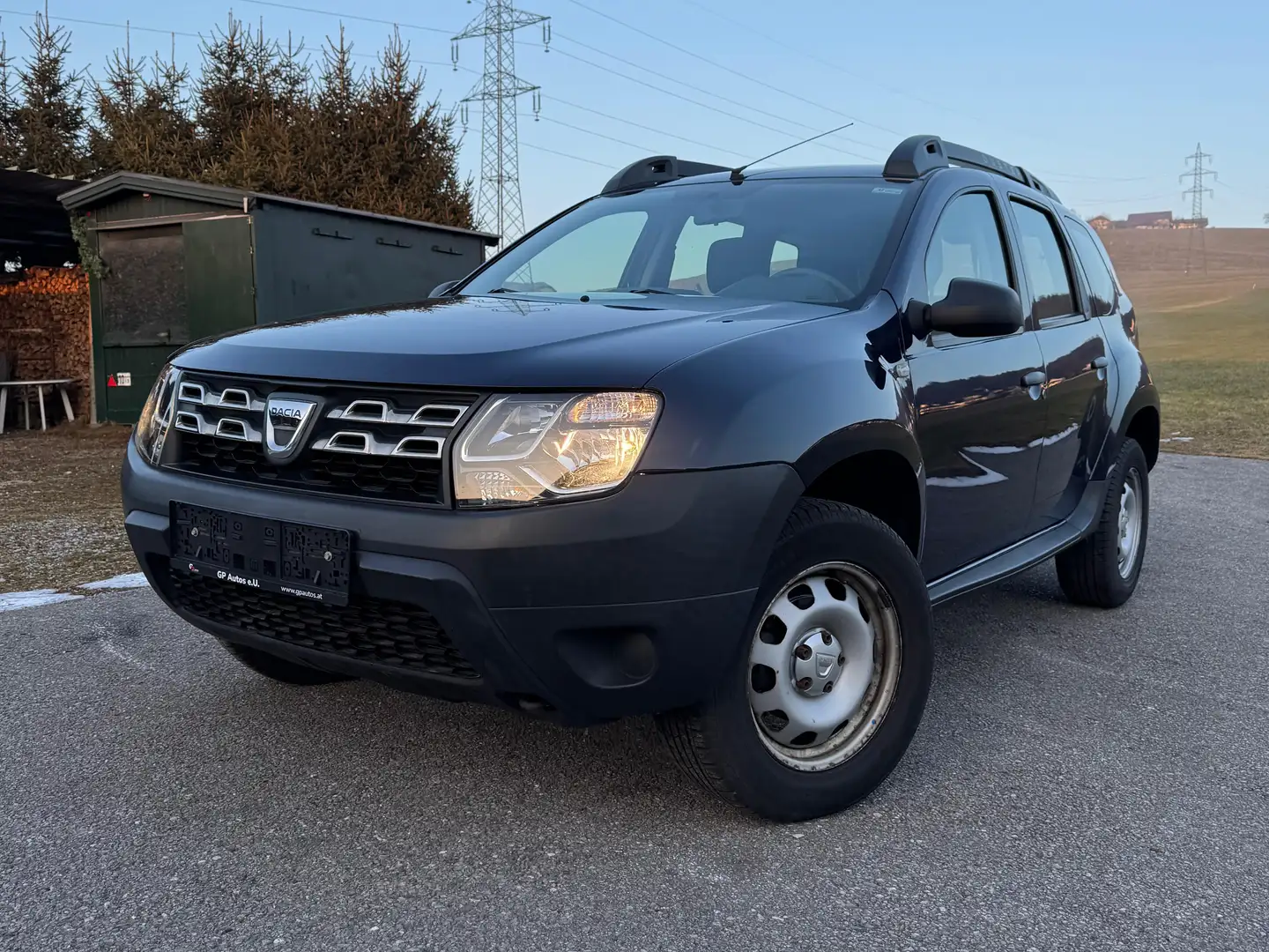 Dacia Duster 1,6 - Service + Pickerl vor 300 km NEU. Blau - 1