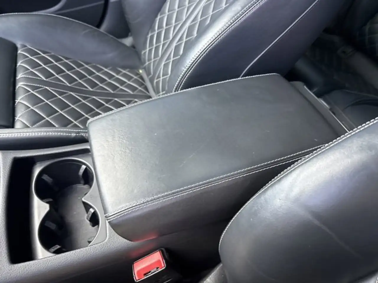 Audi S6 снимка Audi S6