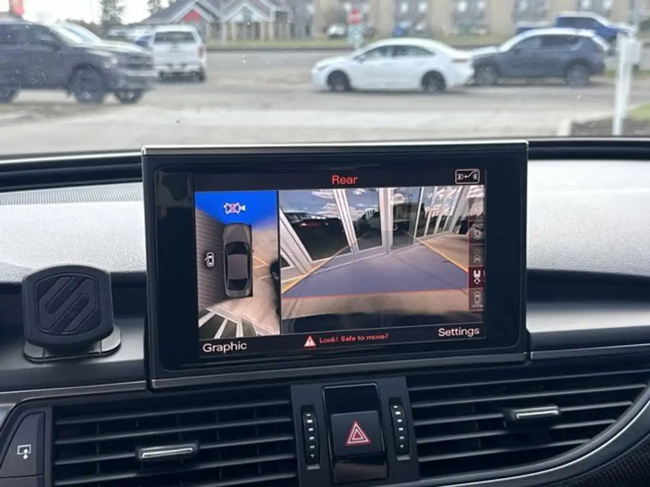 Audi S6 снимка Audi S6