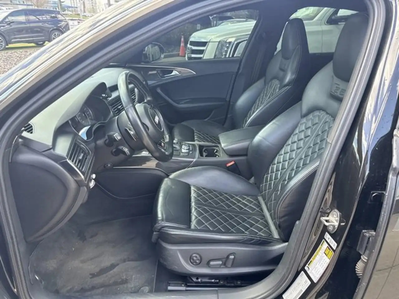 Audi S6 снимка Audi S6