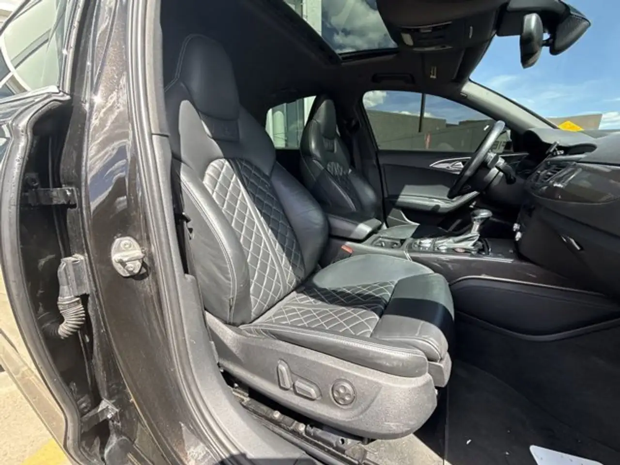 Audi S6 снимка Audi S6