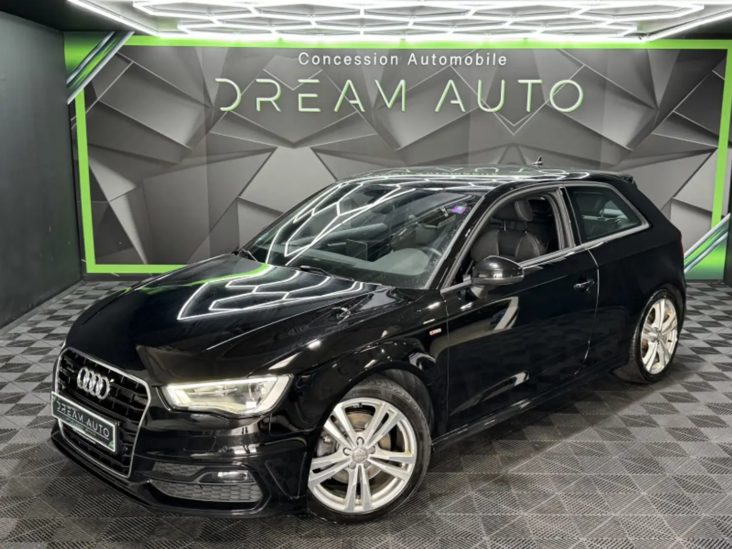 Audi A3 2.0 TDI 150CH FAP S LINE QUATTRO Noir - 1