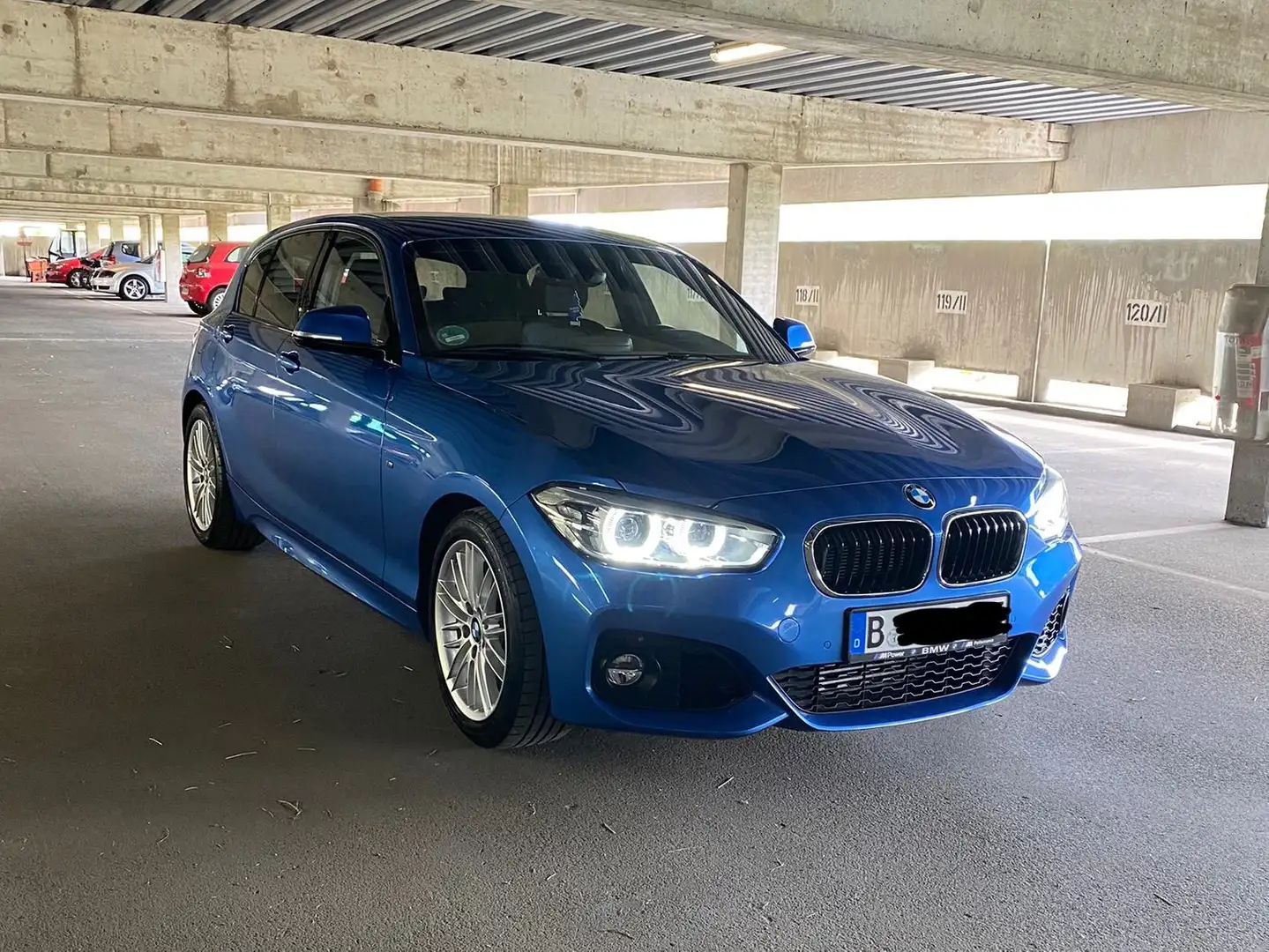 BMW 118 118i Aut. M Sport Blau - 2