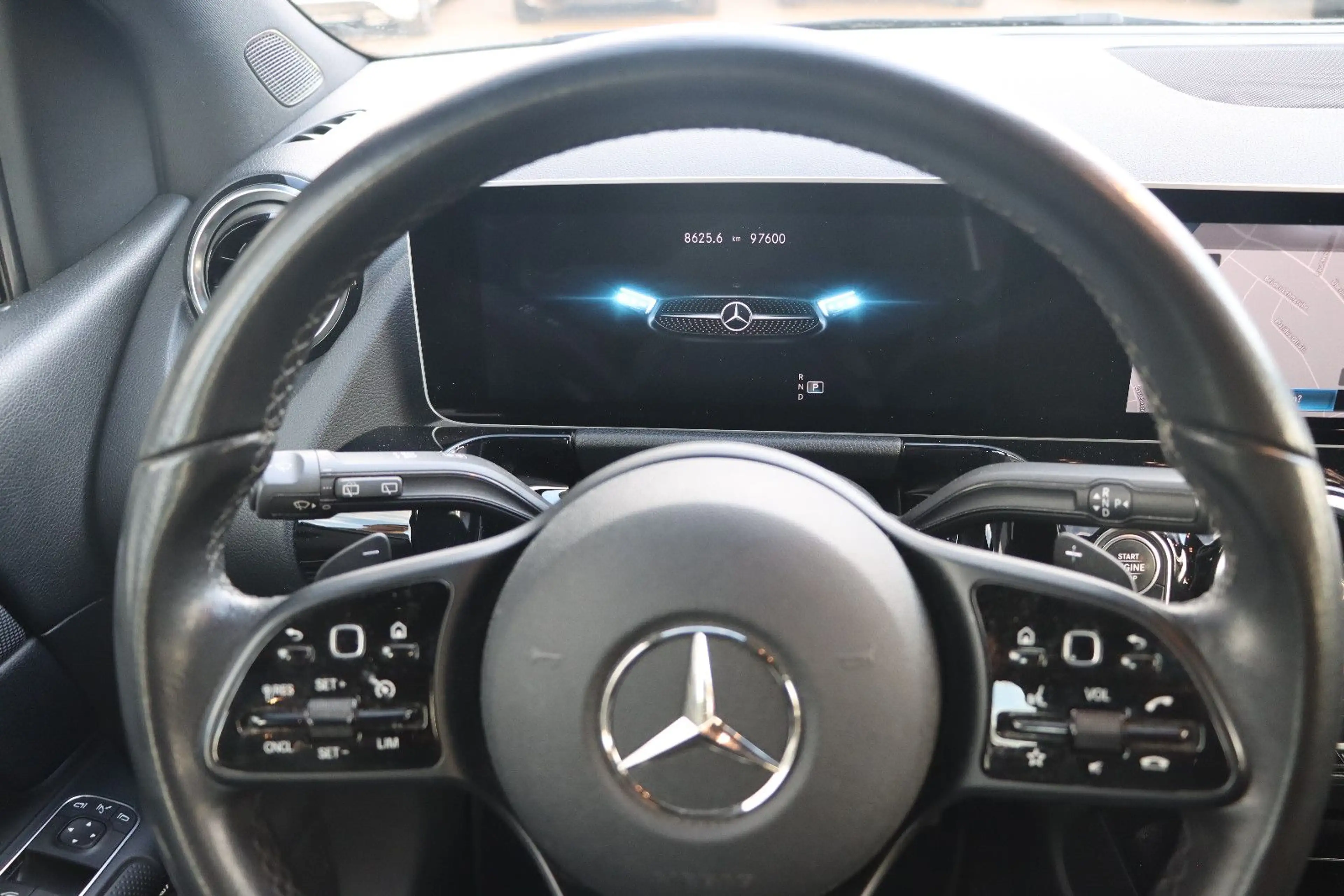 Mercedes-Benz B 180 d l LEDER l NAVI l LED l 1.HAND l — photo 12